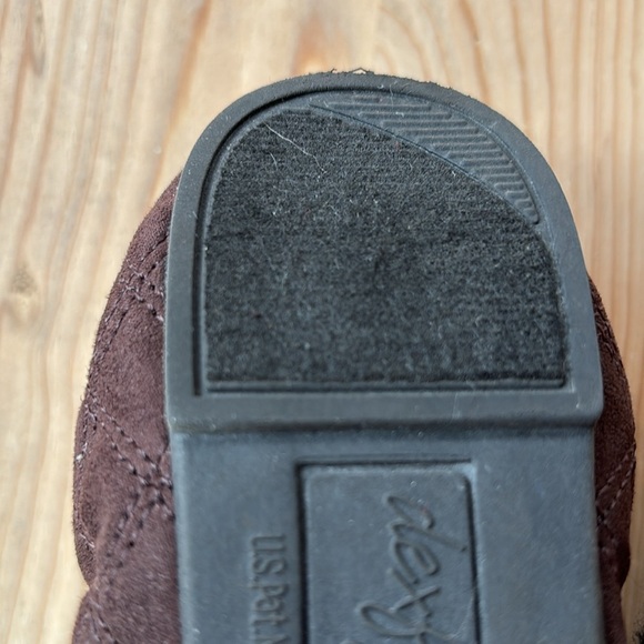 Dexflex Comfort Dark Brown Ballet Shoes Suede Feel Cap Toe Quilt Pattern Size 6 - Picture 5 of 8